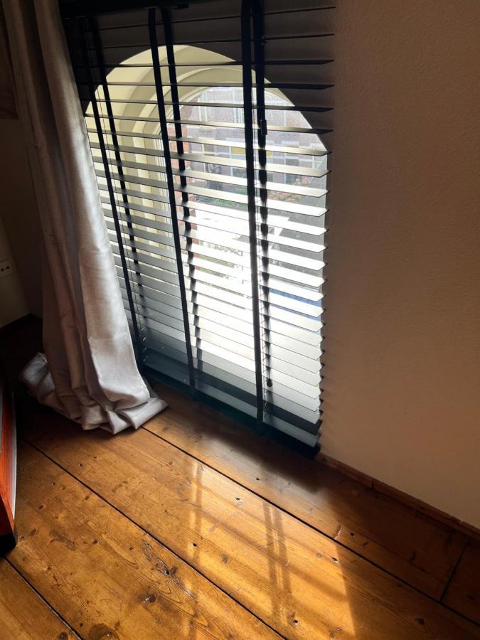 La Dolce Vita Suites Leeuwarden Bagian luar foto