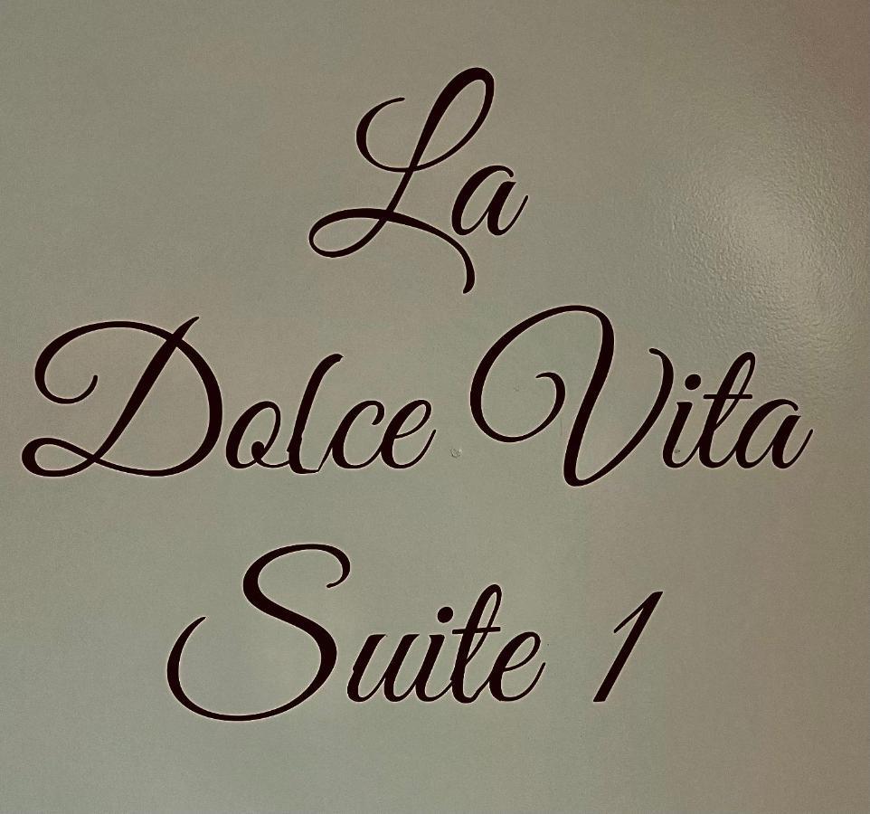 La Dolce Vita Suites Leeuwarden Bagian luar foto