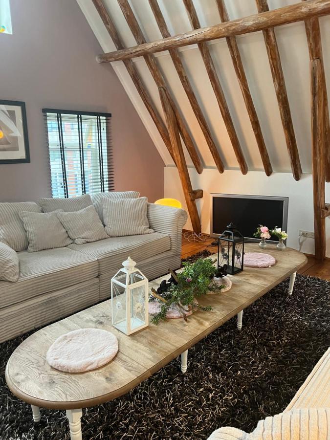 La Dolce Vita Suites Leeuwarden Bagian luar foto