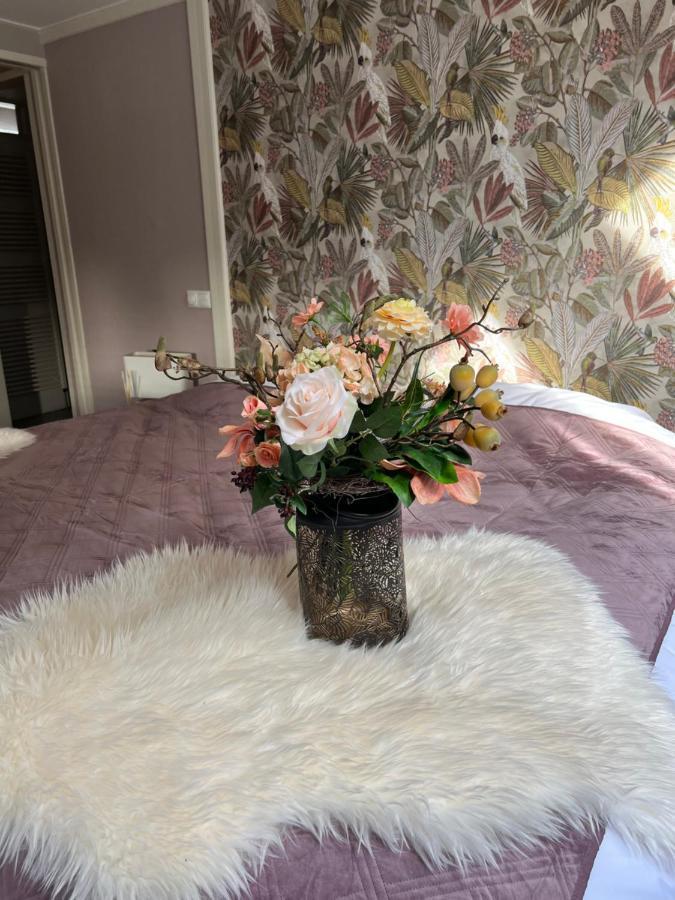 La Dolce Vita Suites Leeuwarden Bagian luar foto