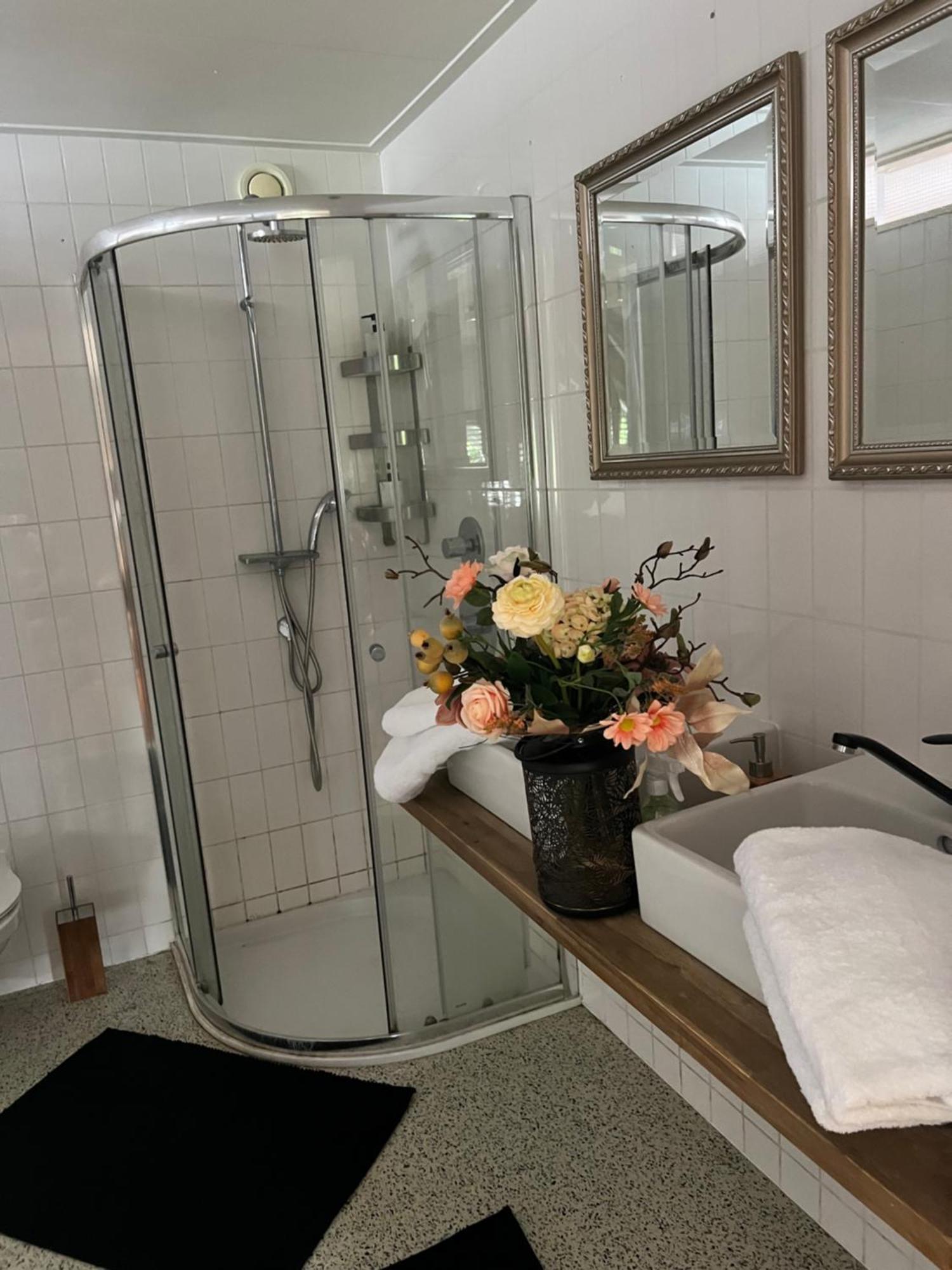 La Dolce Vita Suites Leeuwarden Bagian luar foto